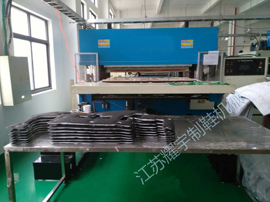 Facial Mask Hydraulic Die Cutting Machine Double Oil Cylinder Computer Control